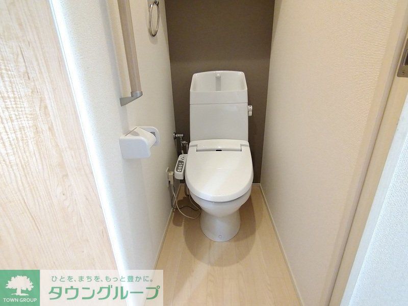 トイレ　温水便座付き