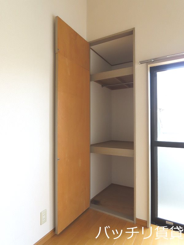 収納　同型タイプの為、現状を優先致します。