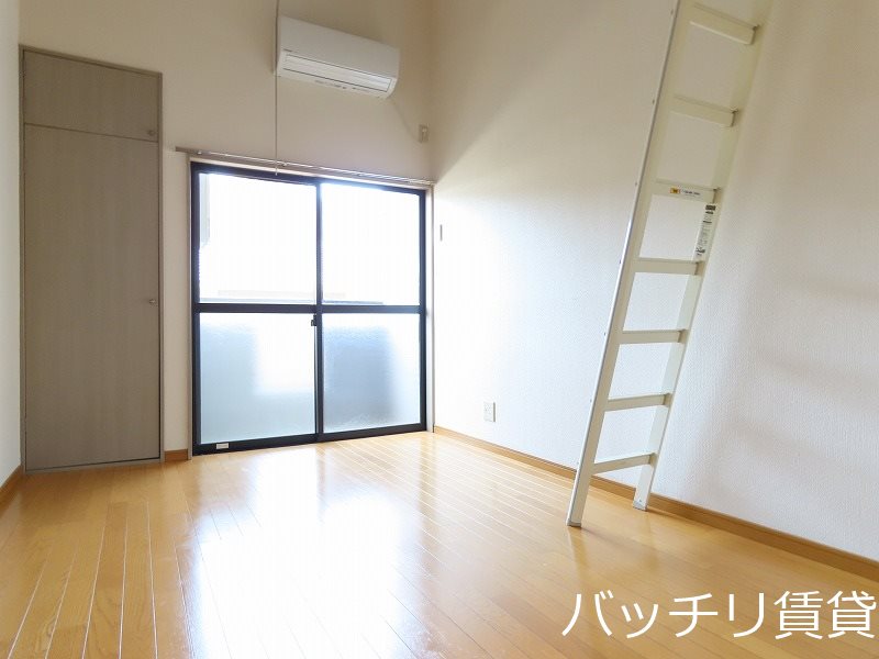 バルコニー　同型タイプの為、現状を優先致します。