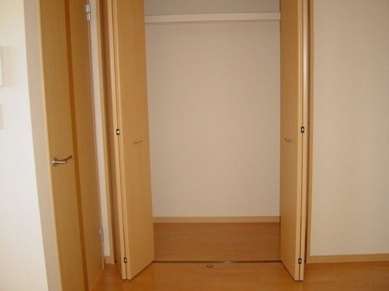 収納　図面と現状に相違がある場合には現状を優先