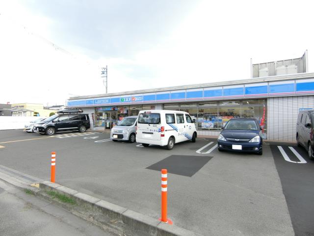 コンビニ　ローソン（コンビニ）まで673m