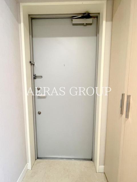 玄関　同仕様タイプ