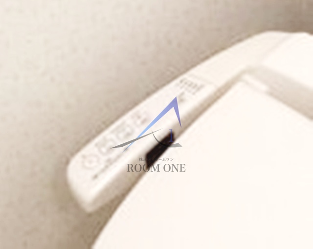 その他設備　温水洗浄便座です。