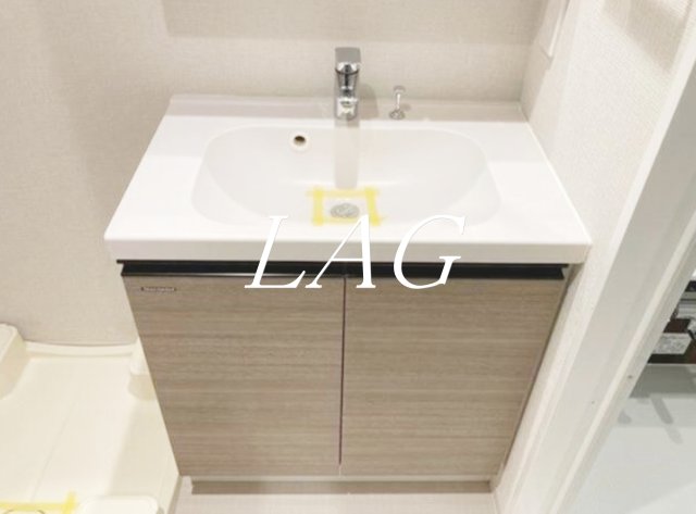 洗面設備　独立洗面台です。