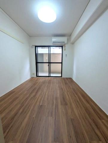 居室・リビング　別号室イメージ写真