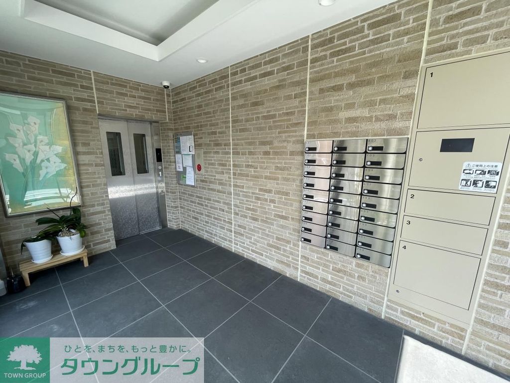 エントランス　エントランス