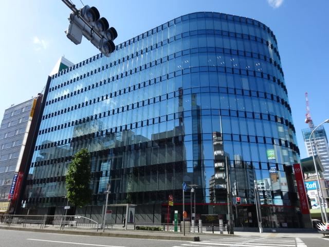 銀行　三菱東京ＵＦＪ銀行（銀行）まで420m