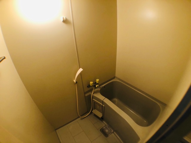 バス・シャワールーム　清潔感のある浴室です！