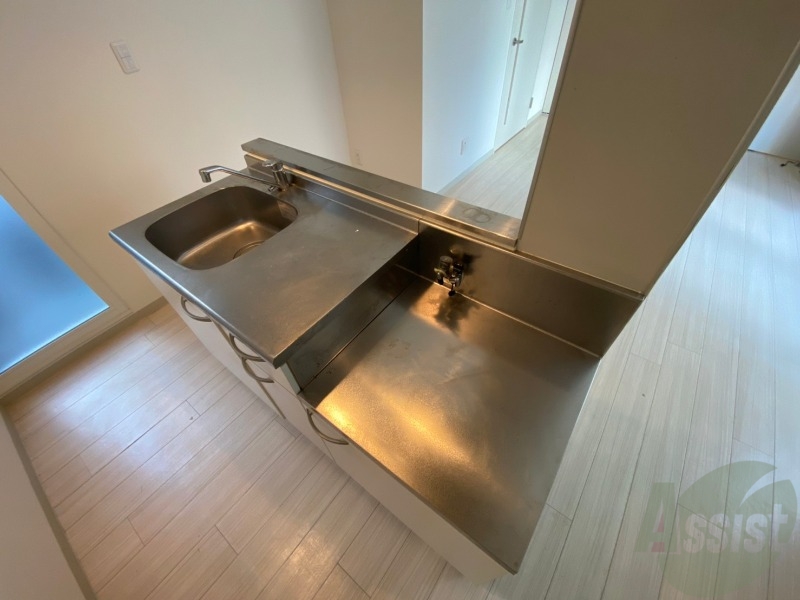 キッチン　キッチンはスペースも広々していて使いやすそうですよ！