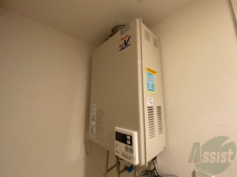 その他設備　給湯器は簡単操作で温度調整もラクラクです！