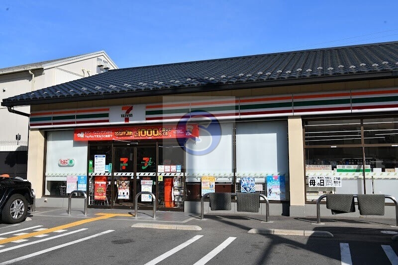 コンビニ　セブンイレブン梅小路公園西店（コンビニ）まで1389m
