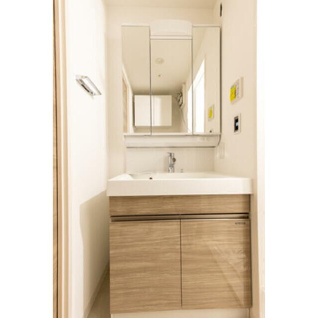 洗面設備　※同仕様写真含む