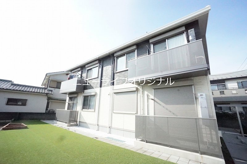 建物外観　積水ハウスの賃貸住宅シャーメゾン。