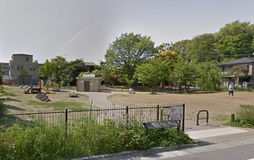 公園　桜木ふれあい緑地（公園）まで825m
