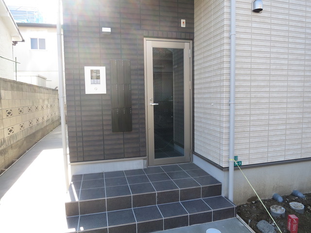 エントランス　入口はこちらです！！