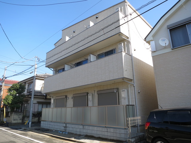 建物外観　小岩駅徒歩16分★バストイレ別独立洗面台完備！