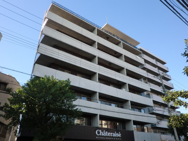 建物外観　デザイナーズマンションでオシャレな外観ですよ