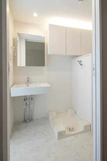 洗面設備　※写真は同タイプ住戸です。