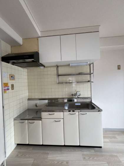 キッチン　※別部屋の写真です