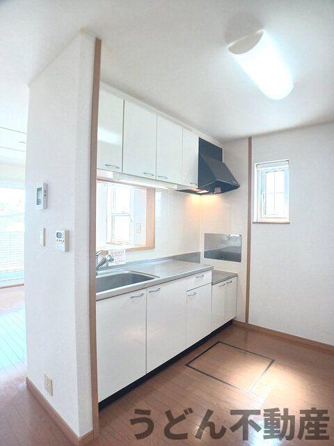 キッチン　うどん県のお部屋探しはうどん不動産へ うどんちゃんとLINE
