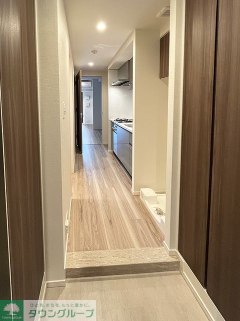 玄関　※写真は同タイプ住戸です。