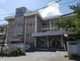 小学校　秋田市立築山小学校（小学校）まで608m