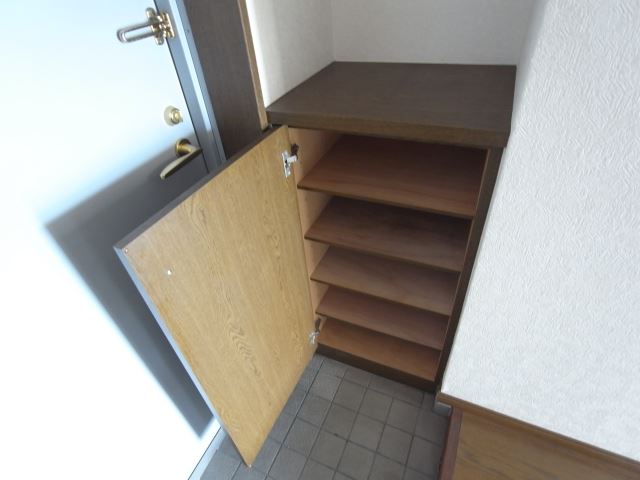 その他設備　シューズボックス