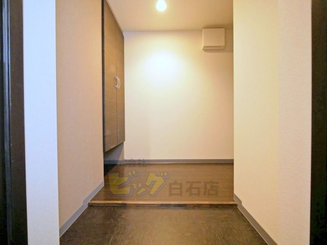 玄関　広々とした玄関です♪