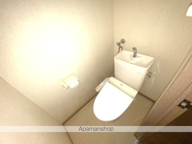 函館市電湯川線 湯の川駅 徒歩6分 2階建 築30年のトイレ写真