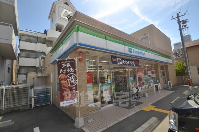 コンビニ　ファミリーマート　尼崎南塚口町（コンビニ）まで361m