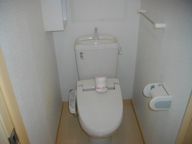 トイレ　トイレもきれいです