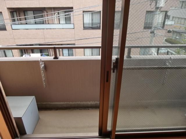 その他設備　遮音性が優れるガラス