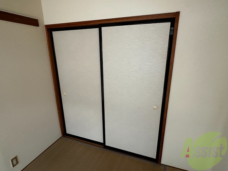収納　こちら収納になっております。たくさん入りそうです。