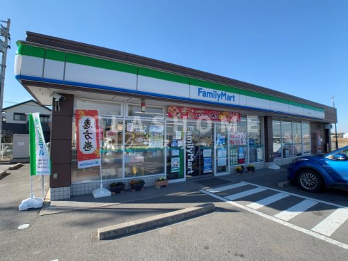 コンビニ　ファミリーマート 安城大岡町店（コンビニ）まで554m