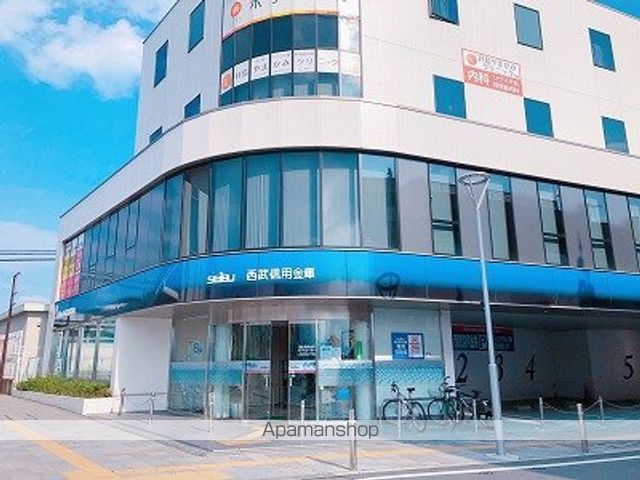 銀行　西武信用金庫（銀行）まで414m