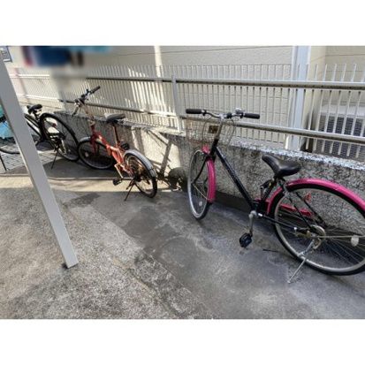 駐車場　駐輪場