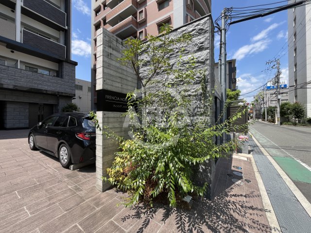 エントランス　フレンシアノイエ江坂　エントランス