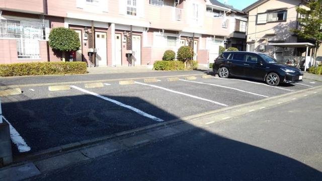 駐車場　駐車場があります