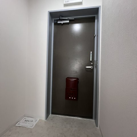 玄関　※同間取り、別部屋のお写真になります