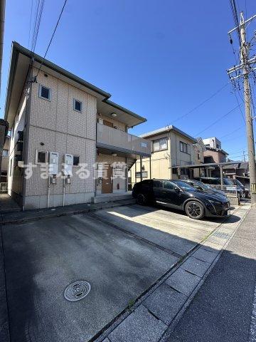 エントランス　07100