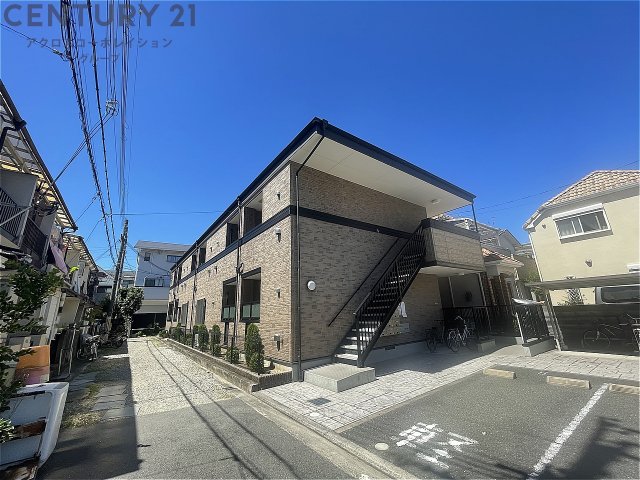 建物外観　敷地内に駐車場があります！