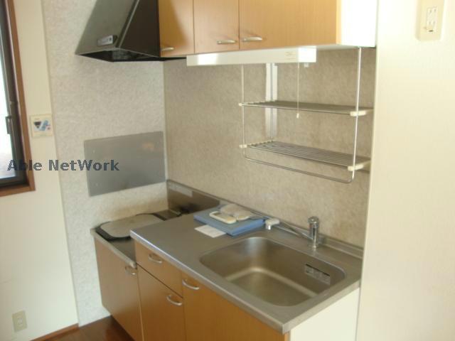 キッチン　※同物件別部屋の写真となります。
