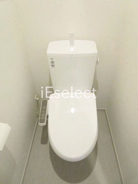 トイレ　ウォシュレット付きのトイレです