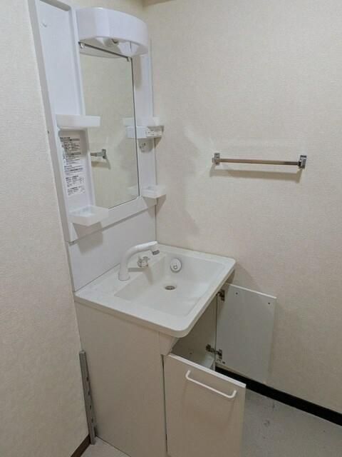 洗面設備　広い洗面スペース