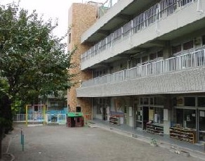 幼稚園・保育園　ひもんや保育園（幼稚園・保育園）まで150m