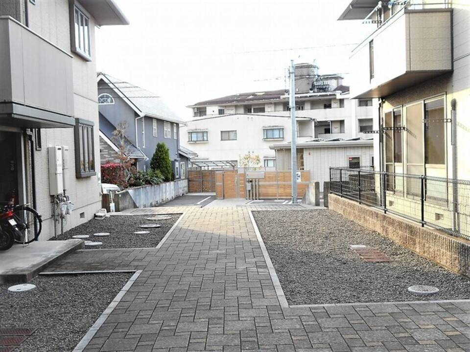 駐車場　駐車場