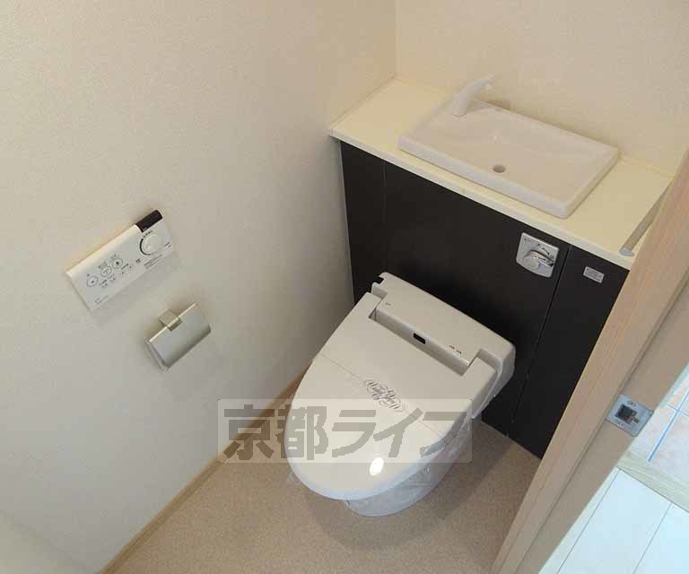 トイレ　清潔感のあるトイレです