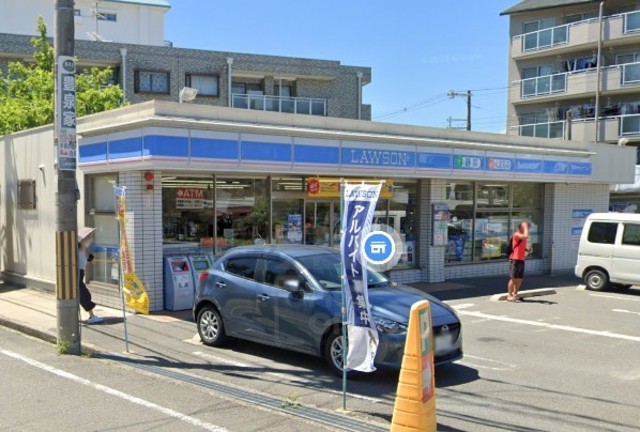 コンビニ　ローソン　豊中上新田三丁目店（コンビニ）まで475m