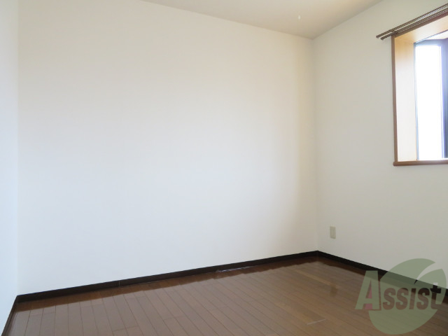 その他部屋・スペース　寝室がこちらがこちらです。とてもゆったりといていますね。