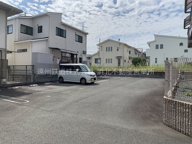 駐車場　※現況優先